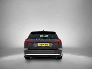 Volvo V60 Volvo V60 2.0 T6 AWD Ultimate Bright | 360° Camera | Trekhaak | Panoramada - afbeelding nr 3