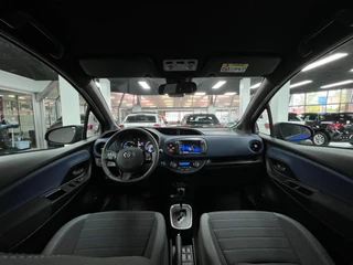 Toyota Yaris Toyota Yaris 1.5 Hybrid Bi-Tone| Lane | Camera | LED |Keyles - afbeelding nr 12