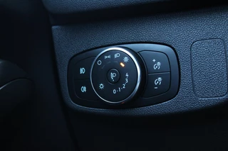 Ford Focus Ford Focus Wagon 1.0 EcoBoost Hybrid Titanium Style | Winter Pack | Camera | Navigatie | Cruise control | Privacy glass | NIEUW MODEL - afbeelding nr 19