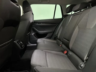 Škoda Octavia Škoda Octavia 1.0 TSI BNS EDITION CHROOM CAMERA - afbeelding nr 32