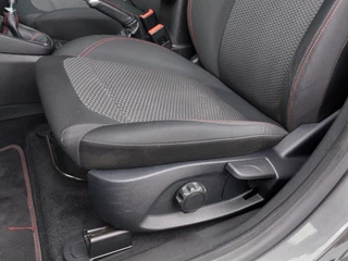 Ford Fiesta Ford Fiesta 1.0 EcoBoost 101pk ST-Line 5-Deurs | Navi | Apple Carplay + Android Auto | Clima | Cruise | Keyless Start | Pdc | Stoelverwarming | Rijstrook+Lichtsensor | Privacy Glass | 17''lm - afbeelding nr 25