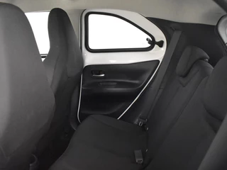 Toyota Aygo Toyota Aygo X 1.0 VVT-i MT first Edition | Camera | LM Velgen - afbeelding nr 15