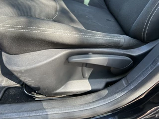Renault Clio navigatie airco/ecc nwe apk - afbeelding nr 27