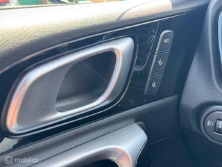 Kia XCeed XCeed 1.6 PHEV Luxe uitvoering  Nieuwe Type & Logo 18 inch Velgen , Stoel Verwarming , Key Less entry , Dodehoek detectie , Electr. Stoel met geheugen , Elect achterklep , Navi - Camera , Parkeerhulp voo & achter, Priveglas - afbeelding nr 39