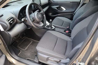 Toyota Yaris Toyota Yaris 1.5 VVT-i Dynamic Trekhaak/Head-up/Stuur/Stoelverwarming - afbeelding nr 16