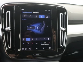 Volvo XC40 Volvo XC40 B4 Plus Dark | Trekhaak | Dodehoekdetectie | Achteruitrijcamera - afbeelding nr 28