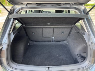 Volkswagen Tiguan Volkswagen Tiguan 1.4 TSI ACT Aut Lane ass Volledig onderhouden Navi Apple CarPlay Stoel vw Nieuwe APK Perfecte conditie - afbeelding nr 20