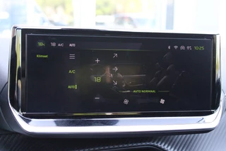 Peugeot 2008 Peugeot 2008 1.2 130PK AUTOMAAT GT PACK | NAVIGATIE | FULL LED KOPLAMPEN | DRAADLOZE APPLE CARPLAY/ANDROID AUTO | ADAPTIVE CRUISE CONTROL | CAMERA VOOR + ACHTER | CLIMATE CONTROL | LICHTMETALEN VELGEN 17