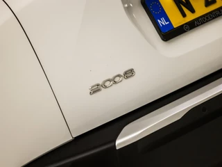 Peugeot 2008 (APPLE CARPLAY, LANE ASSIST, SPORTSTOELEN, PARKEERSENSOREN, CRUISE, DAB+, NIEUWE APK, NIEUWSTAAT) - afbeelding nr 23