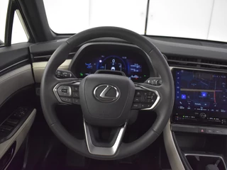 Lexus LBX Lexus LBX Elegant | Leder interieur | Electr. Achterklep | Parkeersensoren - afbeelding nr 12
