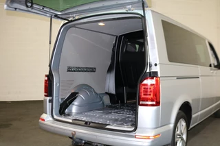 Volkswagen Transporter Volkswagen Transporter 2.0 TDI L2 H1 150pk DC 4-Motion Automaat Airco Led Trekhaak Camera - afbeelding nr 17