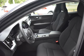 Volvo V60 Volvo V60 B3 163pk Momentum Advantage | Park Assist | Navigation Tech - afbeelding nr 11