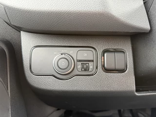 Mercedes-Benz Sprinter Mercedes-Benz Sprinter 315 1.9 CDI Automaat Laadklep Airco Cruise Control Carplay Bakwagen Meubelbak Koffer - afbeelding nr 25