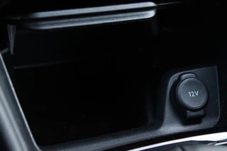 Citroën C4 Citroen C4 1.2 130PK FEEL PACK | NAVIGATIE | HEAD UP DISPLAY | ACHTERUITRIJ CAMERA | APPLE CARPLAY/ANDROID AUTO | LICHTMETALEN VELGEN | PARKEER SENSOREN | CLIMATE CONTROL | AFNEEMBARE TREKHAAK | EXTRA GETINTE ACHTER RUITEN | - afbeelding nr 33