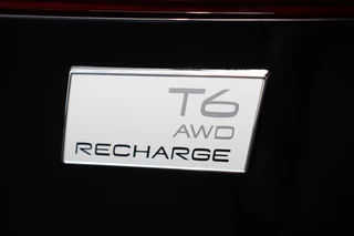 Volvo XC60 Volvo XC60 2.0 T6 Plug-in hybrid AWD Plus Dark | DEMO ! | Volvo XC60 2.0 Recharge T6 AWD Plus Dark | Nieuw ! | Leder | Navigatie | Google | Harman Kardon | Panorama dak | Lichtmetalen Velgen 19