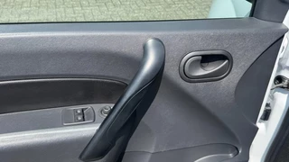 Renault Kangoo Renault Kangoo 1.5 DCI 70KW 95PK EURO 6 AIRCO/ CRUISE CONTROL/ PARKEERSENSOREN/ 100% DEALERONDERHOUDEN - afbeelding nr 17