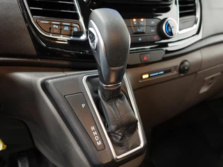 Ford Transit Custom Ford Transit Custom 300 2.0 TDCI L2H1 Limited Dubbele cabine Automaat Navi Airco 2x Schuifdeuren Trekhaak Parkeersensoren Carplay - afbeelding nr 19