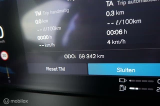 Volvo V60 Volvo V60 MY23 AWD T6 350PK RECHARGE  LONG RANGE PLUS DARK | GOOGLE | ACC | BLIS - afbeelding nr 32