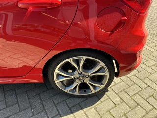 Ford Fiesta 50% deal 5.475,- ACTIE Trekhaak / B&O / LED / Clima / Camera - afbeelding nr 4