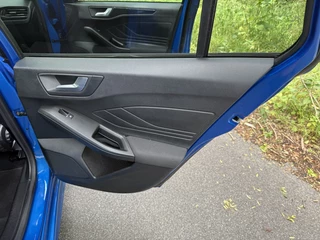 Ford Focus Ford Focus Wagon 1.5 EcoBoost ST Line Business - afbeelding nr 53