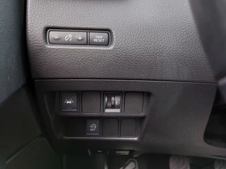 Nissan QASHQAI 1.2 DIG-T 116pk N-Connecta Design-Pack | Origineel NL | Navi | Clima | Cruise | Keyless Entry | Panoramadak | Pdc V+A+360 Camera | Rijstrook+Licht+Regensensor | Privacy Glass | 18''lm - afbeelding nr 22