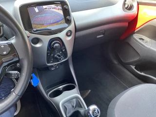 Toyota Aygo Toyota Aygo 1.0 VVT-i x-play Lm.Velgen.Camera.Airco.Electr.pakket.Apple carplay - afbeelding nr 12