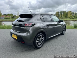 Peugeot 208 Peugeot 208 1.2 PureTech Allure|Virtual|101PK|Carplay|Camera - afbeelding nr 3