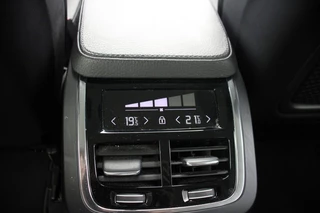 Volvo XC90 Volvo XC90 2.0 T8 Recharge AWD Inscription Expression 7 Persoons - afbeelding nr 29