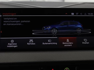 BMW 1 Serie BMW 1-serie 118i Intro Ed. | Carplay | Full LED | Sportstoelen  | Navigatie | Climate control | Bleutooth | PDC | Trekhaak | Sfeerverlichting - afbeelding nr 25