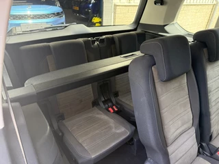 Volkswagen Touran Volkswagen Touran 1.2 TSI Highline 7p|Carplay|Allseasonbanden - afbeelding nr 28