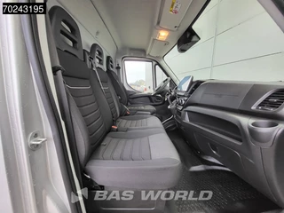 Iveco Daily Iveco Daily 35C18 2025 MODEL Automaat 1000kg Laadklep ACC Navi Airco Zijdeur Bakwagen Meubelbak Koffer 21m3 Airco - afbeelding nr 14