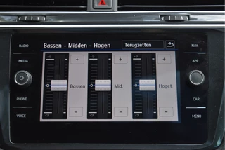 Volkswagen Tiguan | Pano.dak | 360 gr. camera | Elekt.trekhaak | Keyless | Virtual cockpit | Uniek - afbeelding nr 72