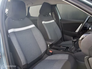 Citroën C4 Citroen C4 100pk Feel I Navi I Airco I Cruise I Camera I - afbeelding nr 10