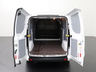 Ford Transit Custom | Navigatie | Airco | 3-Persoons | Betimmering - afbeelding nr 4
