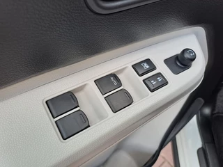 Suzuki Ignis Suzuki Ignis 1.2 Stijl l Automaat l Navi l Trekhaak l Clima l Camera l - afbeelding nr 27