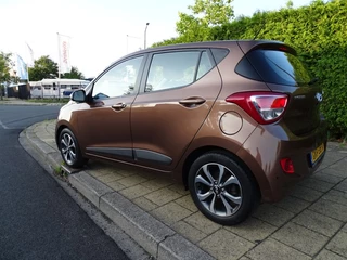 Hyundai i10 Hyundai i10 1.2I -76268 Km-Automaat- Airco clima-Lmv-Pdc-Usb/Aux - afbeelding nr 2