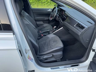 Volkswagen Polo Volkswagen Polo 2.0 TSI GTI PANO ALCANTARA CAM KEYLESS ACC - afbeelding nr 17