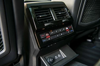 Volkswagen Touareg Volkswagen Touareg R 3.0 TSi eHybrid 4MOTION | Nieuw | Vol opties | Panodak | Dynaudio | Massage | Trekhaak | 22 inch | 5 jaar garantie | - afbeelding nr 38