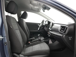 Kia Stonic - Navigatie - Camera - Climate control - Cruise control - 17 inch LM velgen - 12 maanden garantie - afbeelding nr 23