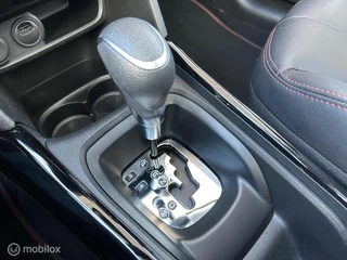 Peugeot 2008 Peugeot 2008 1.2 PureTech GT-Line - afbeelding nr 14