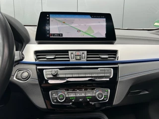 BMW X2 BMW X2 xDrive20i M Sport Shadow Panoramadak ACC HUD Sfeerlicht - afbeelding nr 8