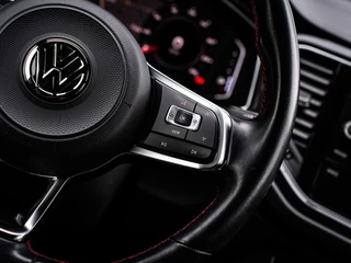 Volkswagen T-Roc Volkswagen T-Roc 1.5 TSI R-Line|PANO|19''|ACC|NAV|CARPLAY - afbeelding nr 29