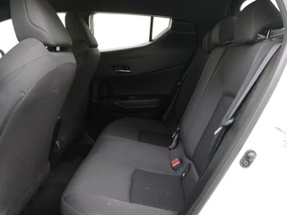 Toyota C-HR Toyota C-HR 1.8 Hybrid Active: Stijlvol, Slim én Superzuining! - afbeelding nr 4