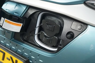 Hyundai Kona Hyundai Kona EV Premium 64 kWh Warmtepomp | Surf Blue | Leder/Stoelverwarming-koeling/LED/Carplay/Complete auto! - afbeelding nr 40