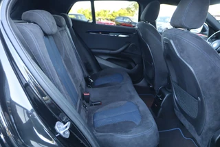 BMW X2 BMW X2 sDrive20i 192PK M-pakket High Executive Edition Huh|Panodak|Navi|Sfeer verl.|Led|E. Klep|Pdc|Lmv|Iso-fix|Lane assist - afbeelding nr 72