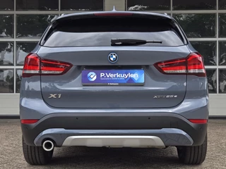 BMW X1 BMW X1 xDrive25e X line | 19 INCH LM VELGEN | SPORTSTOELEN | TREKHAAK | CAMERA | - afbeelding nr 8