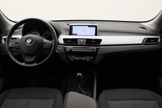 BMW X1 BMW X1 xDrive25e Executive Navigatie, Stoelverwarming, PDC, Cruise, Climate - afbeelding nr 2