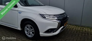 Mitsubishi Outlander Mitsubishi Outlander 2.4 PHEV Pure 4x4 / CAMERA / 1EIG - afbeelding nr 6