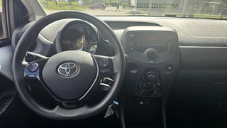 Toyota Aygo Toyota Aygo 1.0 x-fun NLauto - afbeelding nr 12