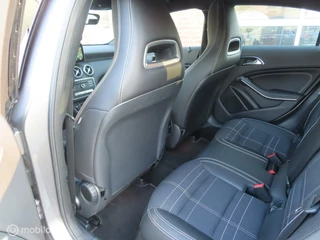 Mercedes-Benz A-Klasse Mercedes A-klasse 180 Prestige/nav/pdc v-a/zwarte hemel/17